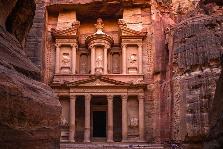Jordan Petra 02_6dfbd_lg.jpg